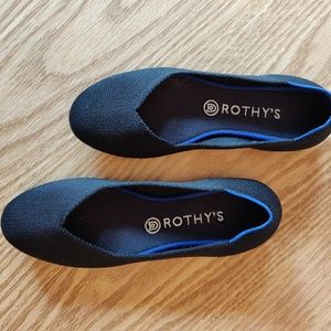Rothy's black round toe flats